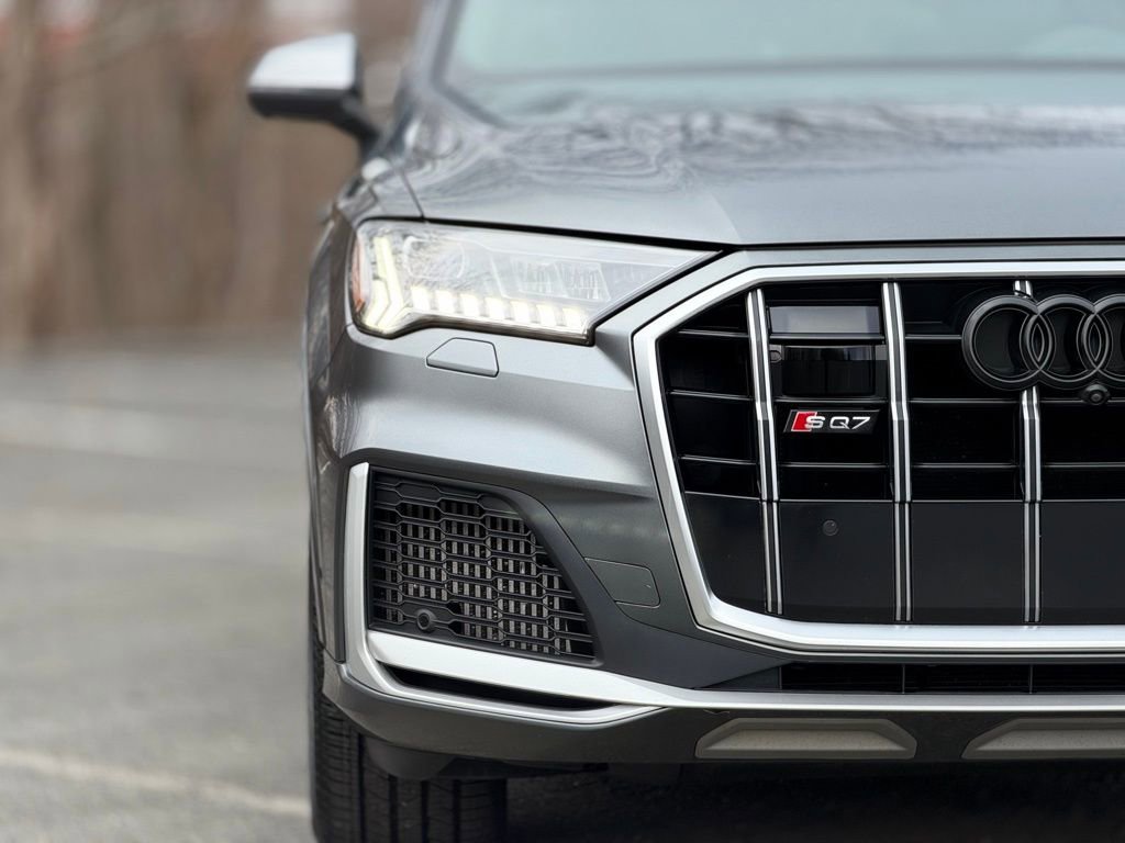 Used 2022 Audi SQ7 Premium Plus AWD/4WD image 11