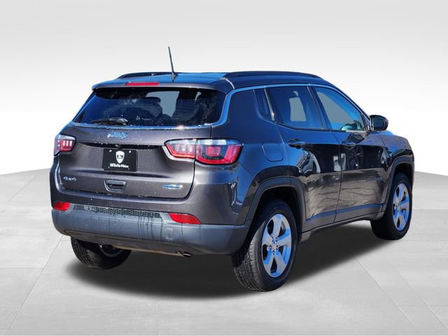 Used 2018 Jeep Compass Latitude w/ Cold Weather Group image 9