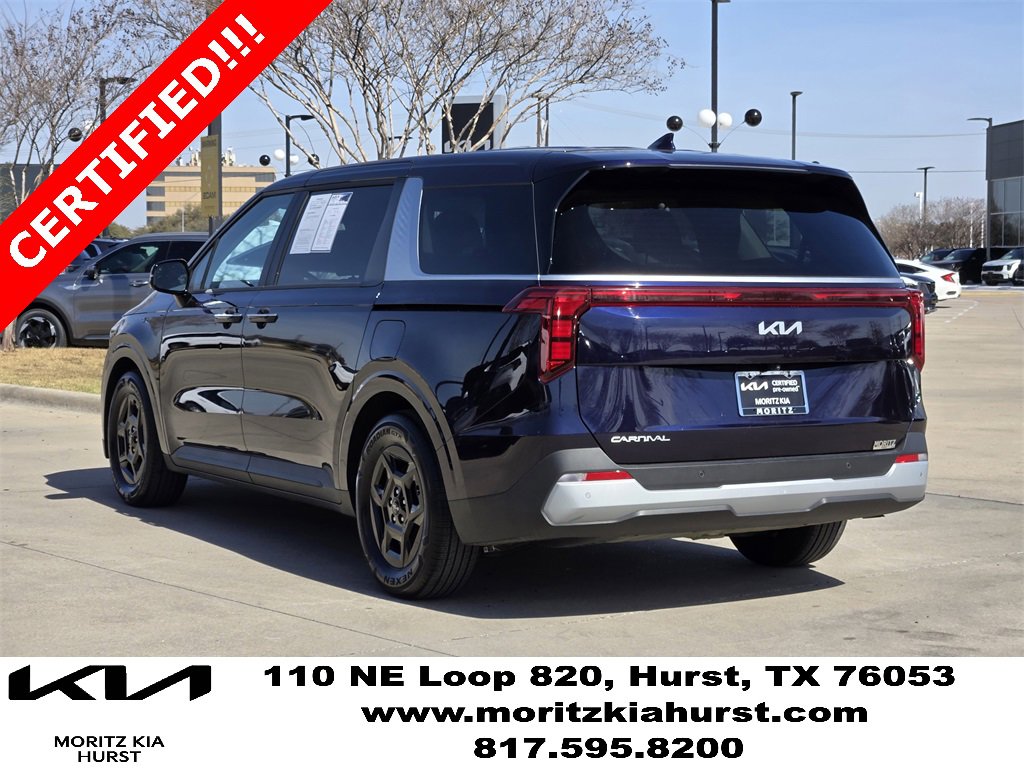 Certified 2025 Kia Carnival image 3