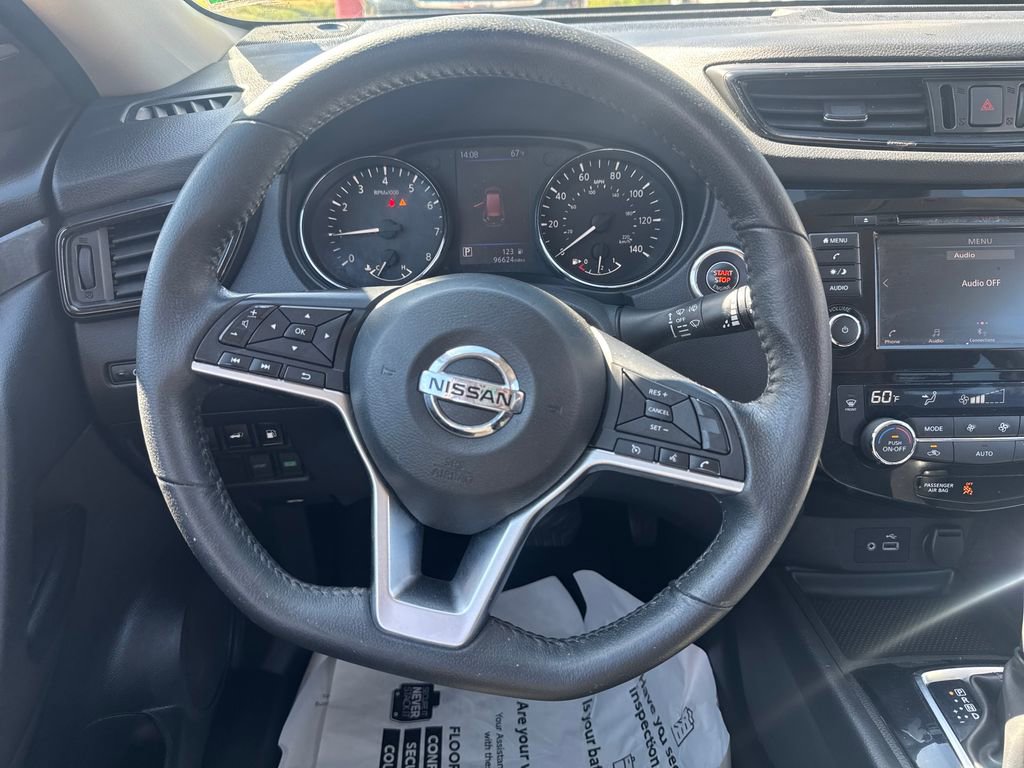 Used 2019 Nissan Rogue SV image 24