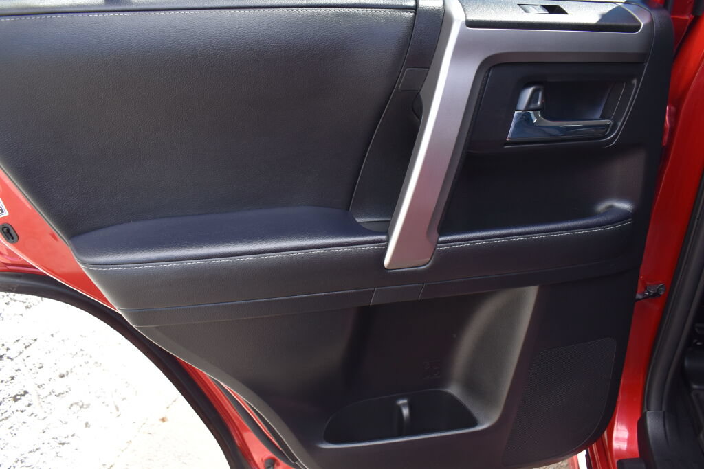 Certified 2023 Toyota 4Runner Limited AWD/4WD image 19