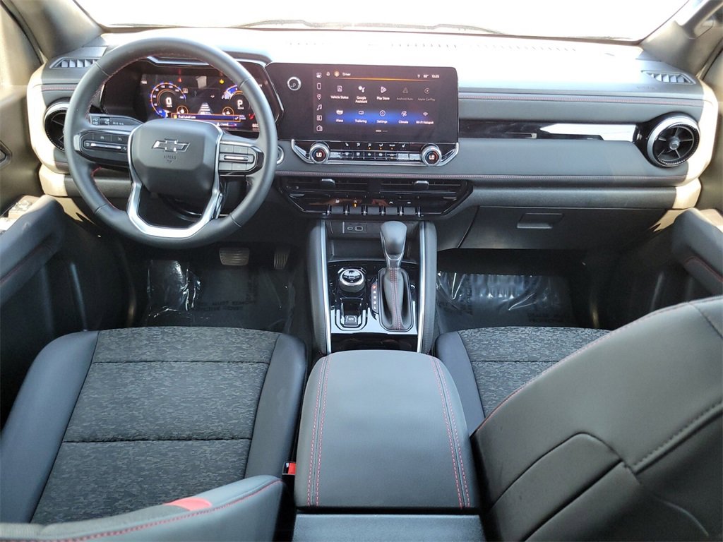 Used 2024 Chevrolet Colorado Z71 w/ Z71 Convenience Package 2 image 12