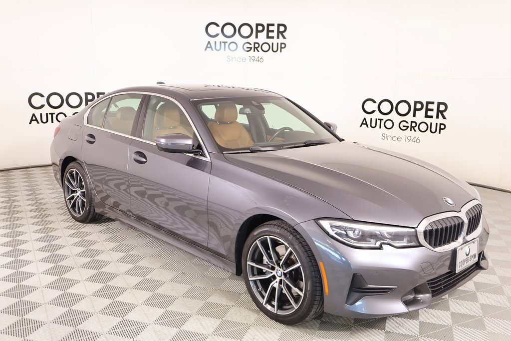 Used 2022 BMW 330i xDrive 330i xDrive w/ Driving Assistance Package image 1