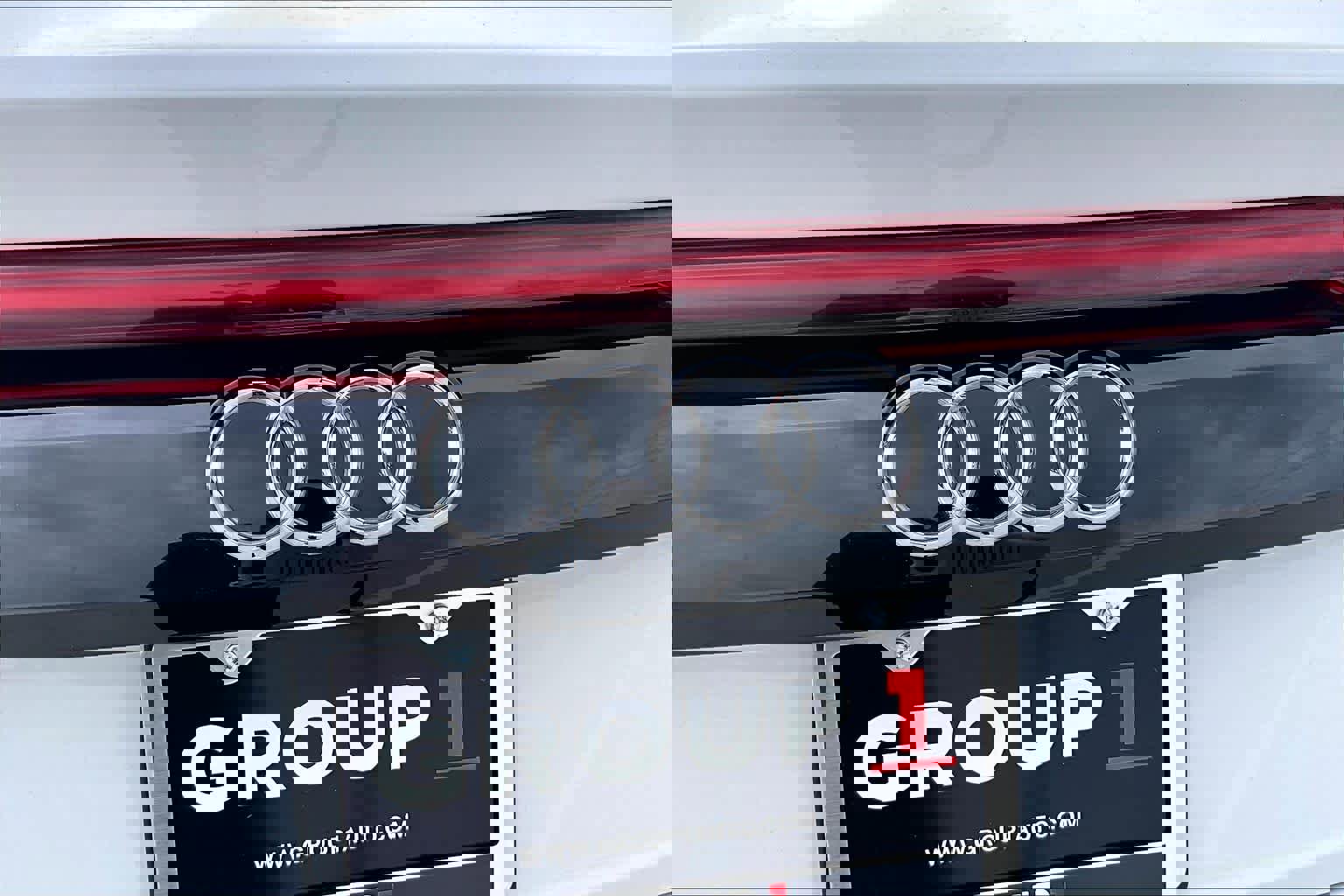 Used 2023 Audi Q8 Premium Plus w/ Premium Plus Package image 10