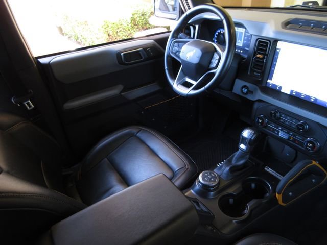 Certified 2023 Ford Bronco Badlands w/ Sasquatch Package AWD/4WD image 21
