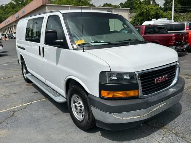 Used 2019 GMC Savana 2500 w/ Driver Convenience Package image 1
