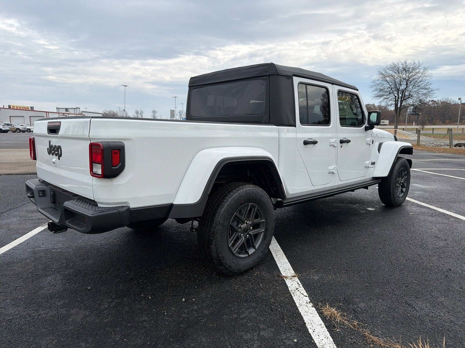 New 2026 Jeep Gladiator Sport AWD/4WD image 5