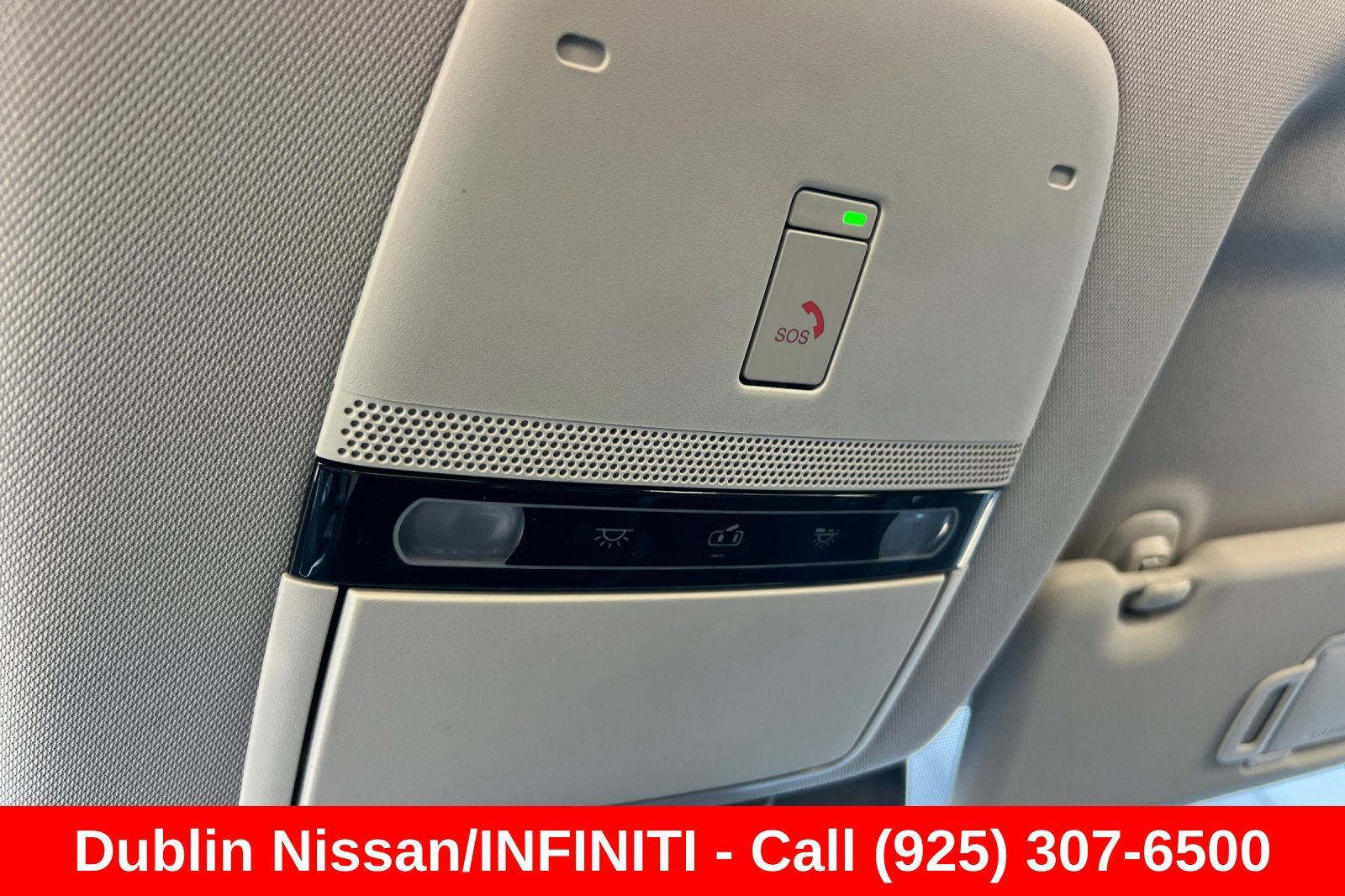 Used 2023 Nissan Ariya FWD image 25