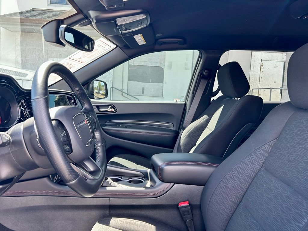 Used 2025 Dodge Durango R/T w/ Blacktop Package AWD/4WD image 10