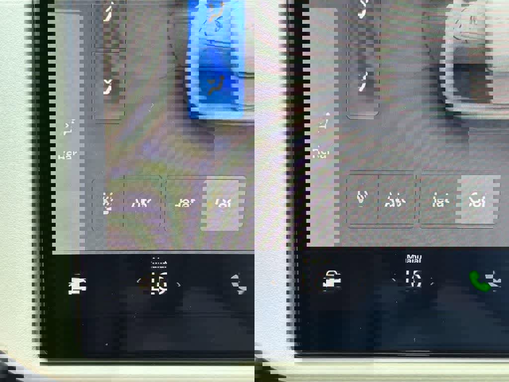 Used 2023 Tesla Model S image 23