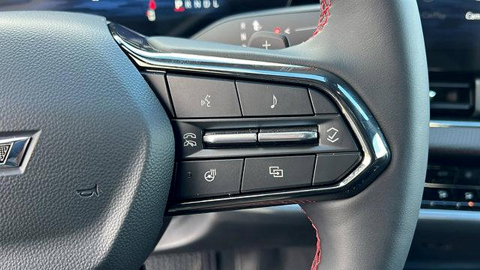 New 2026 Chevrolet Equinox RS w/ Convenience Package III image 25