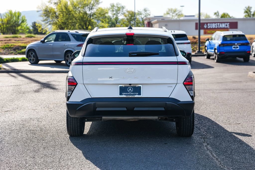 Used 2025 Hyundai Kona SEL AWD/4WD image 10