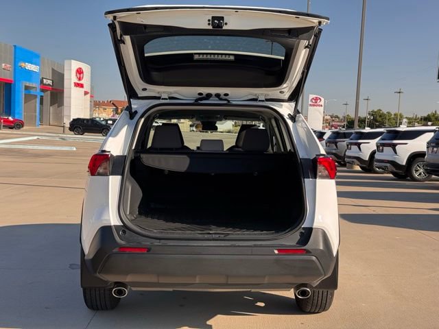 Used 2024 Toyota RAV4 XLE image 17