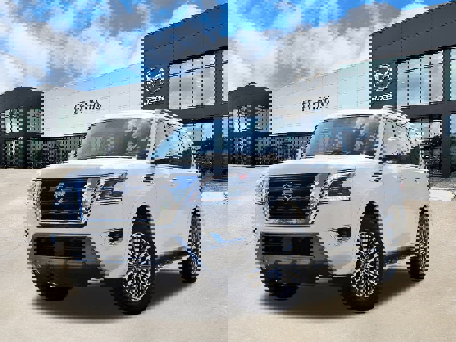 Used 2024 Nissan Armada SL w/ Cargo Package image 1