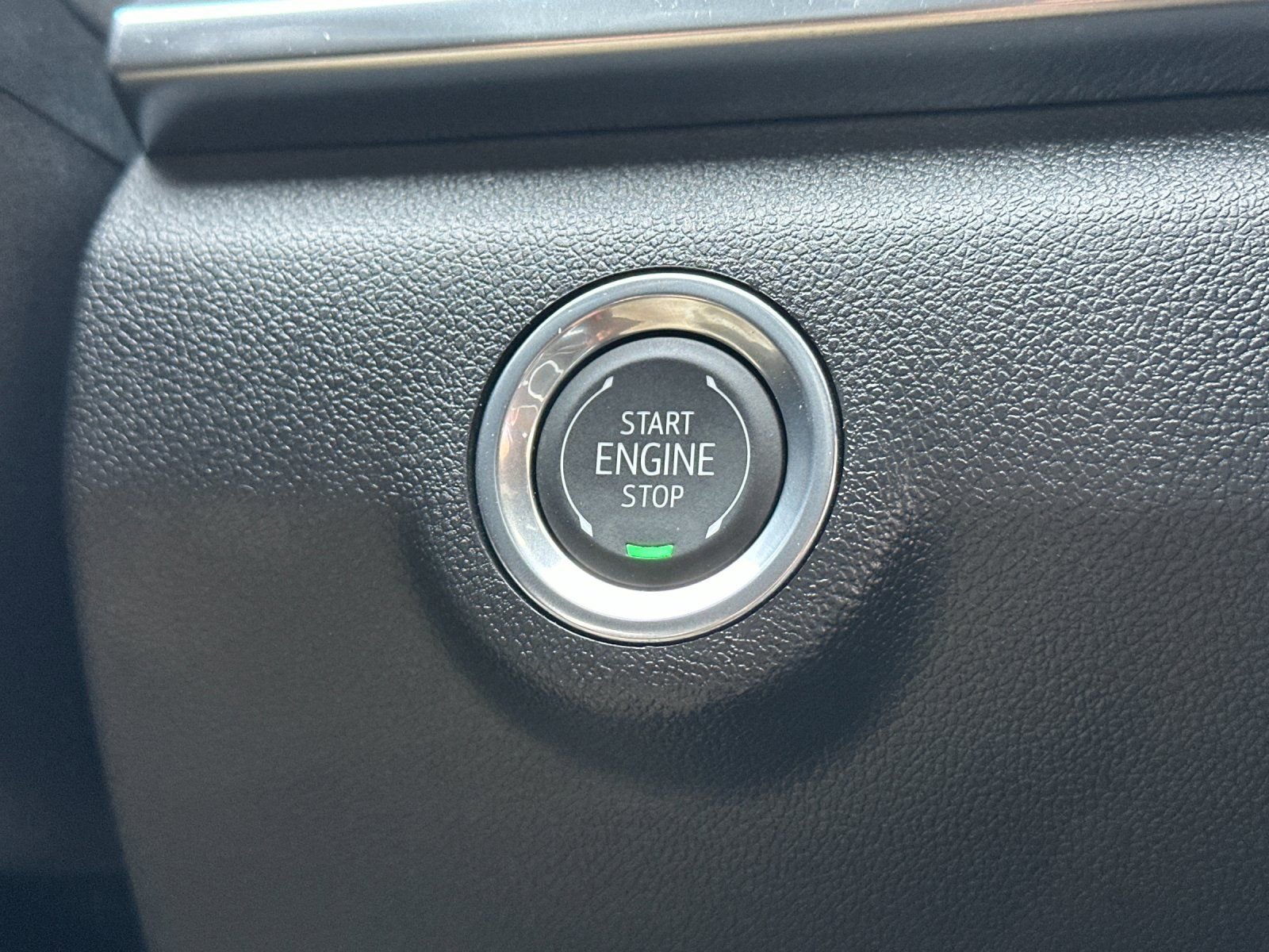 Used 2026 GMC Terrain Elevation image 22