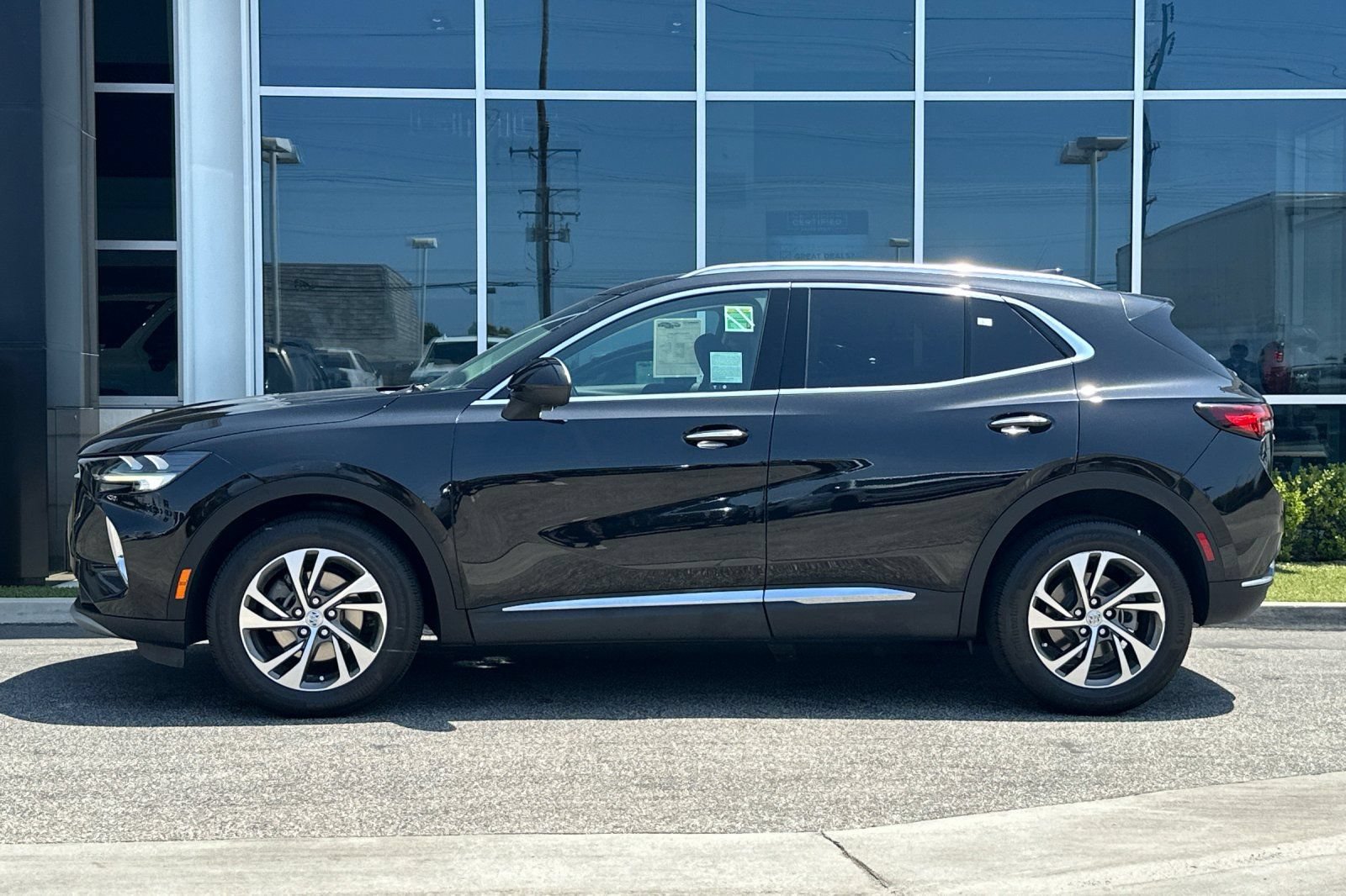 Certified 2023 Buick Envision Essence FWD image 7