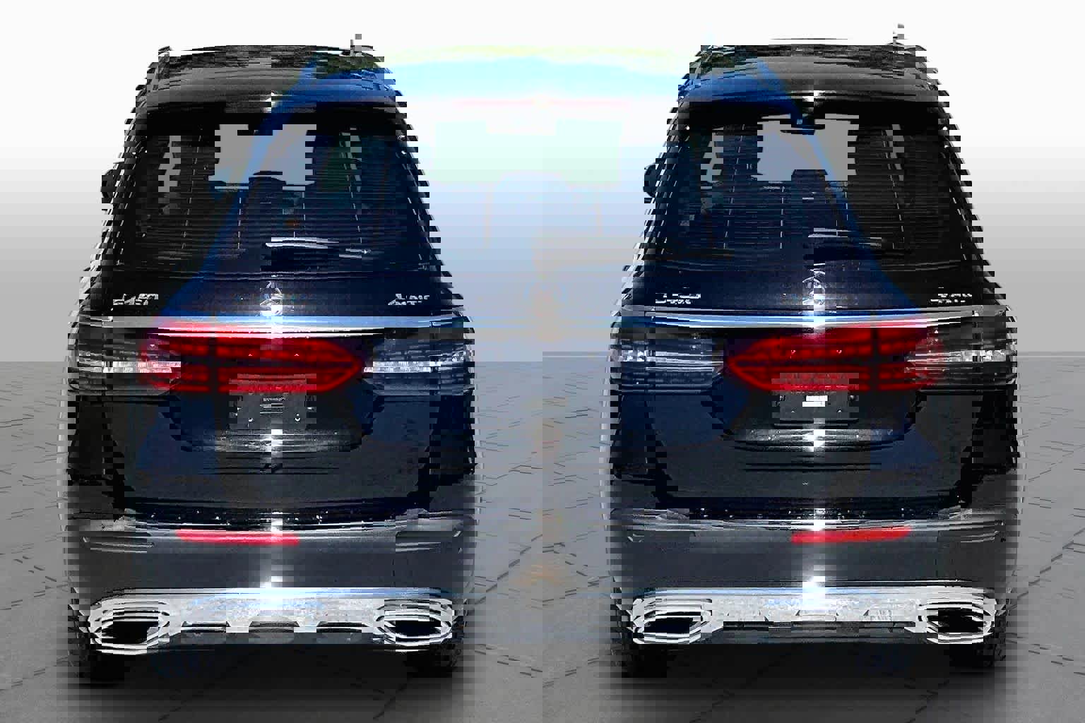 Used 2023 Mercedes-Benz E 450 4MATIC All-Terrain Wagon w/ Premium Package image 5