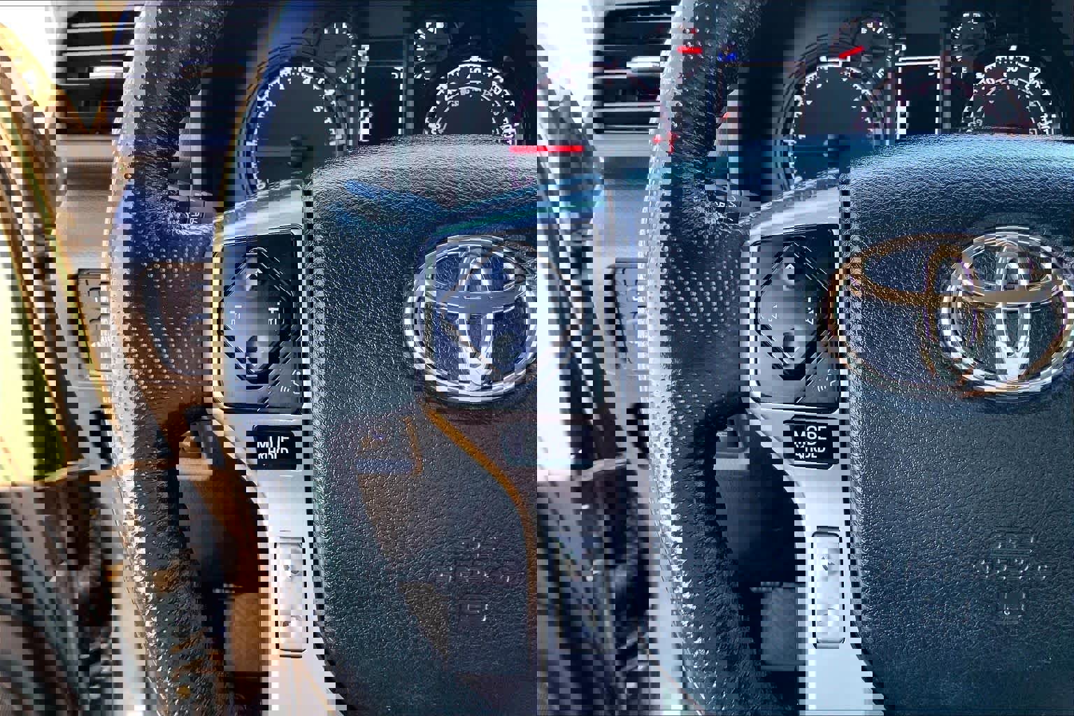 Used 2023 Toyota 4Runner SR5 Premium w/ Moonroof Package image 23