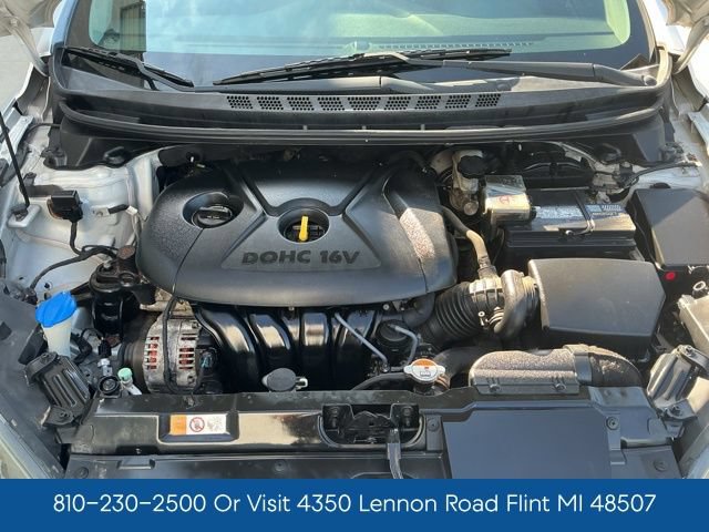 Used 2015 Hyundai Elantra SE FWD image 22