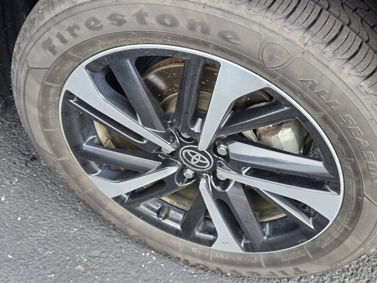 Used 2023 Toyota Corolla Cross XSE w/ Convenience Package image 11