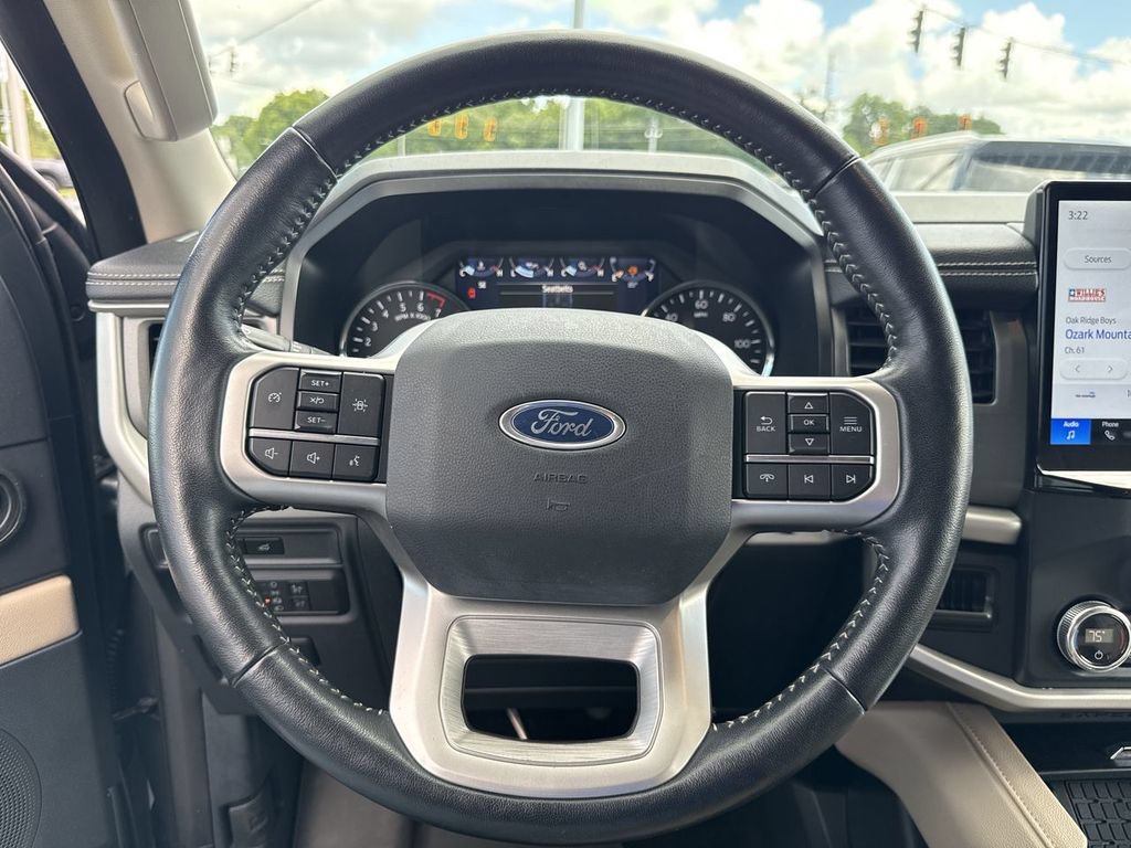 Used 2022 Ford Expedition Max XLT AWD/4WD image 25