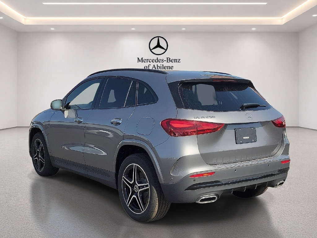 Used 2025 Mercedes-Benz GLA 250 image 3