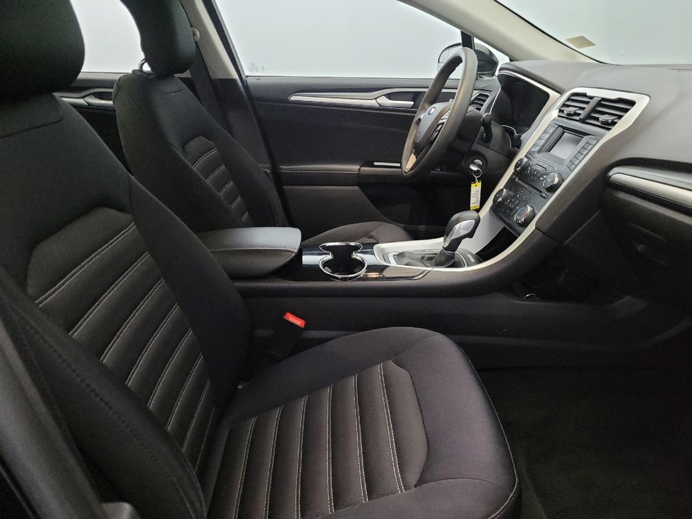 Used 2014 Ford Fusion SE image 21