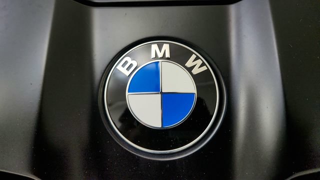 Used 2021 BMW M4 Competition w/ M Carbon Exterior Package RWD image 31