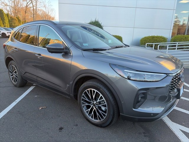 Used 2024 Ford Escape SE w/ PHEV Premium Package