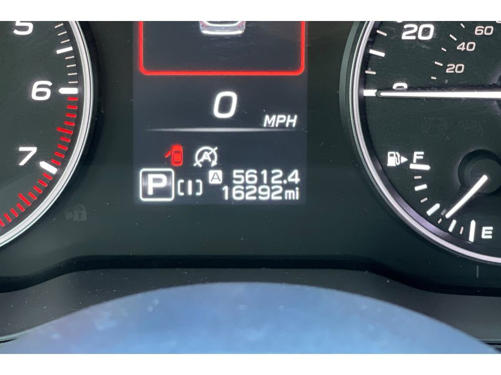 Used 2025 Subaru Forester Premium image 38