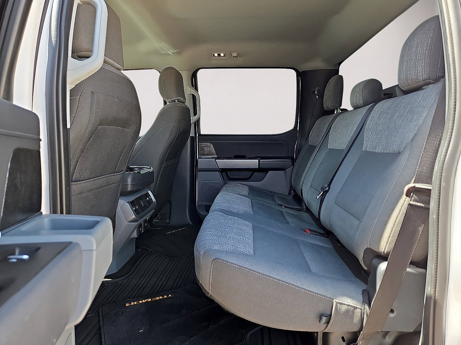 Used 2021 Ford F150 XLT w/ Equipment Group 302A High AWD/4WD image 15