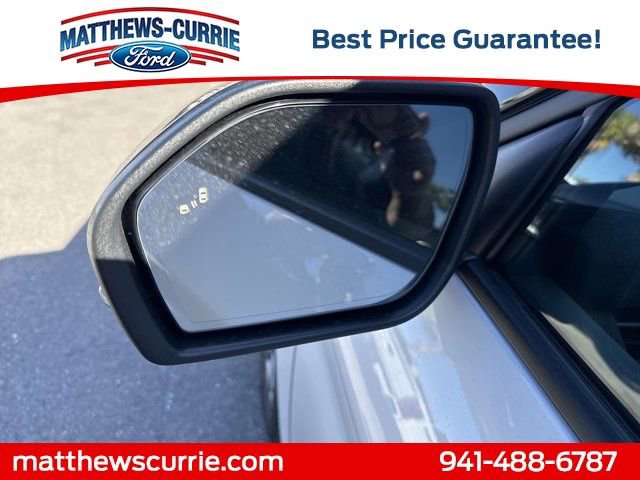 New 2026 Ford Explorer Platinum image 8