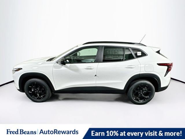 New 2026 Chevrolet Trax LT w/ Driver Confidence Package FWD image 3