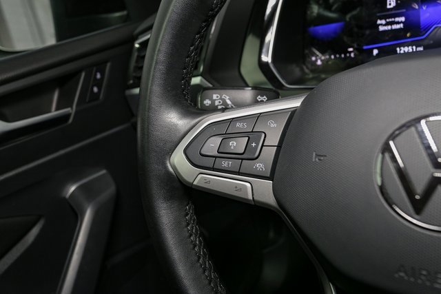 Used 2023 Volkswagen Jetta SE image 28