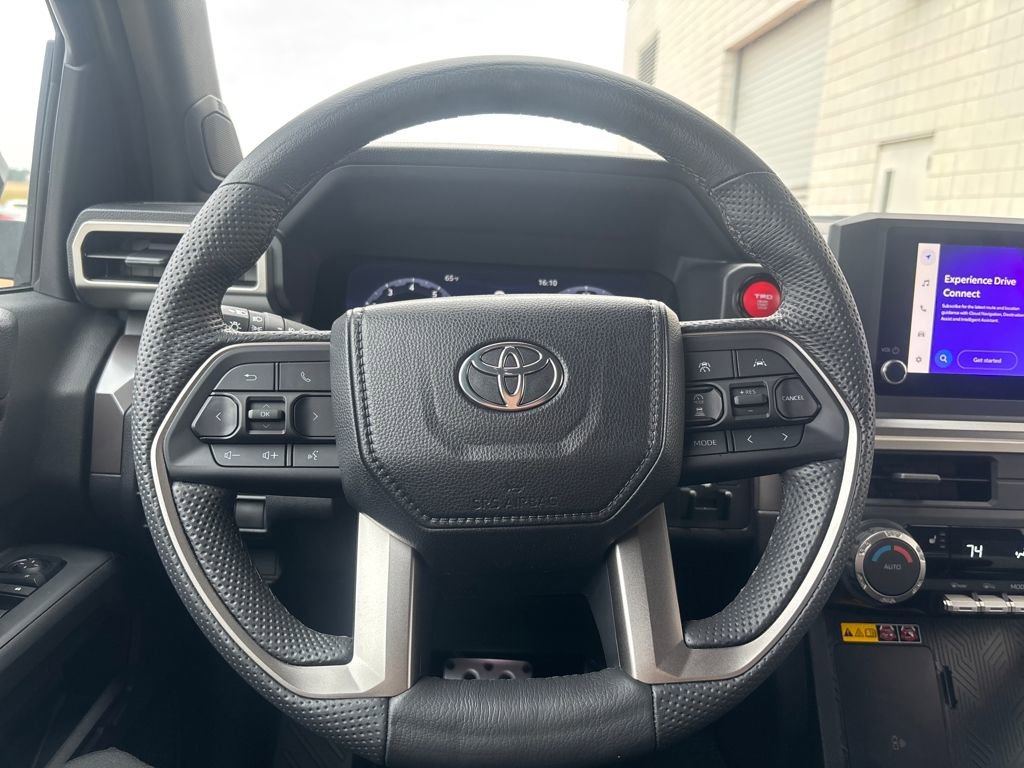 Used 2024 Toyota Tacoma TRD Sport w/ TRD Sport Upgrade Package image 18