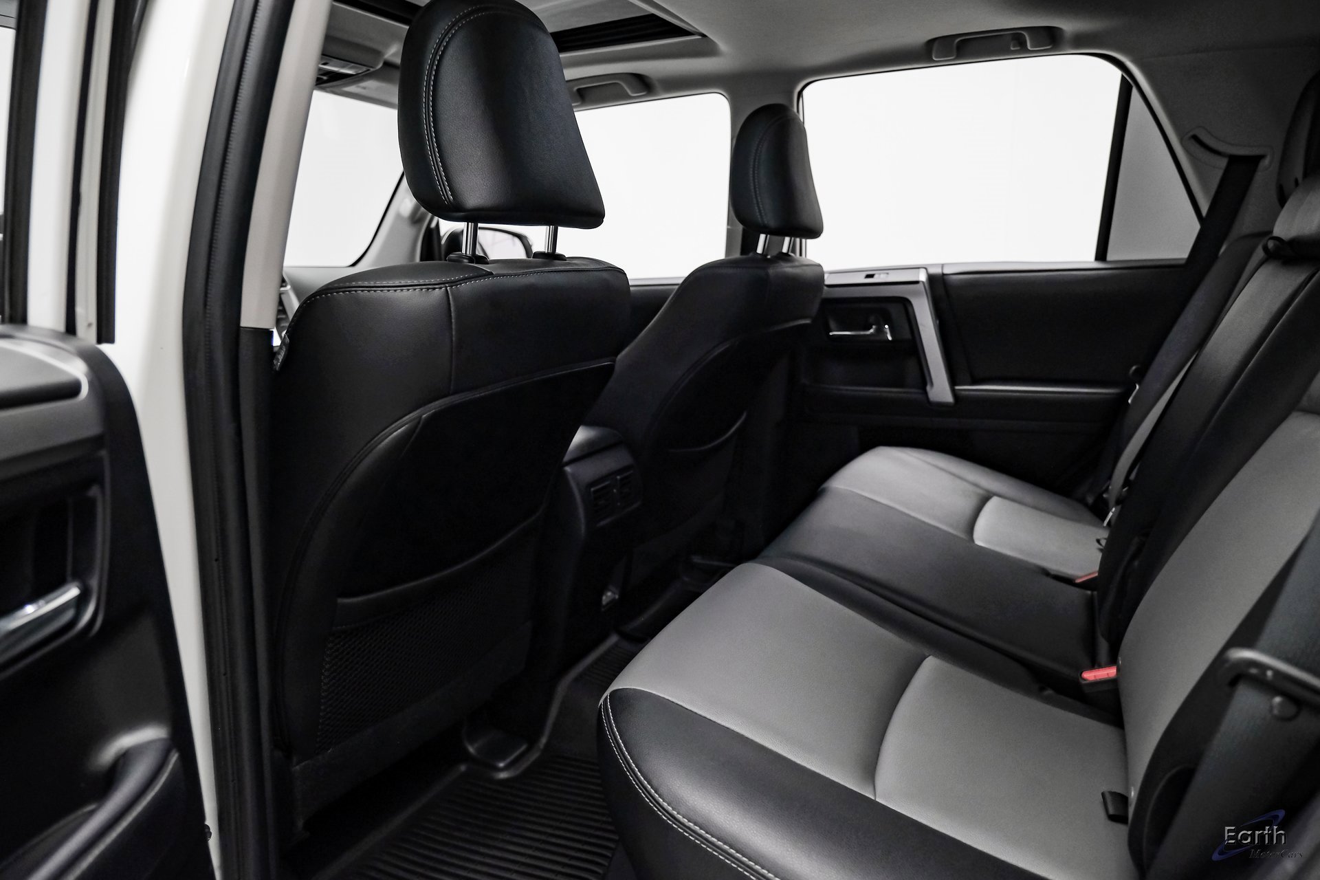 Used 2023 Toyota 4Runner SR5 Premium image 60