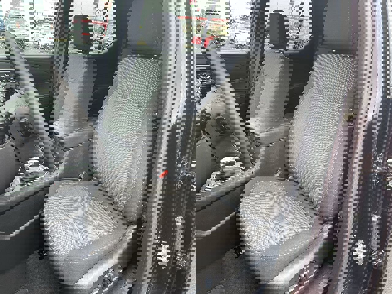 Used 2023 Chevrolet Traverse LT image 18