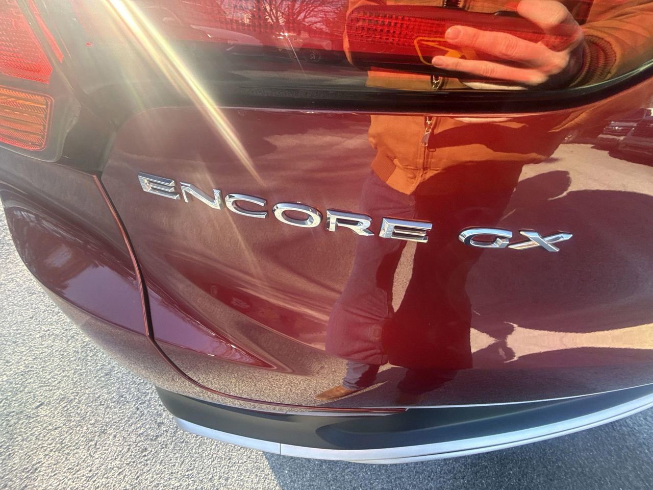 Used 2023 Buick Encore GX Preferred w/ Cold Weather Comfort Package image 35