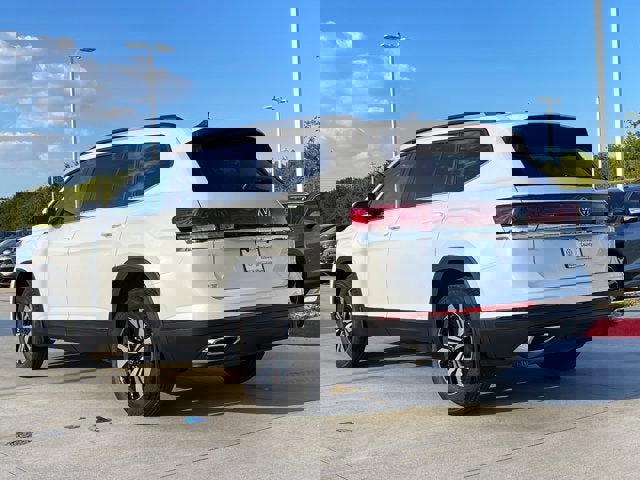 New 2026 Volkswagen Atlas SE image 4