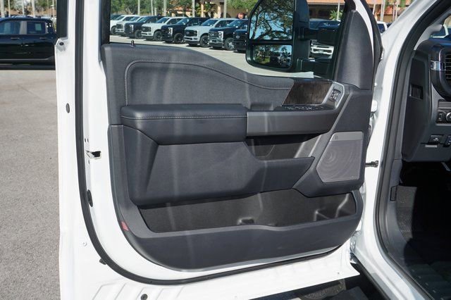 New 2026 Ford F350 Lariat w/ Black Appearance Package image 10