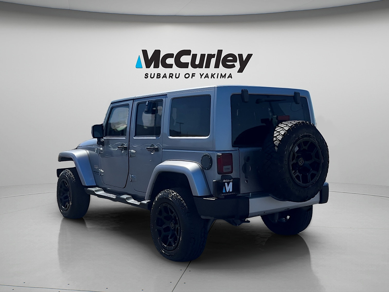 Used 2013 Jeep Wrangler Unlimited Sahara w/ Connectivity Group AWD/4WD image 4