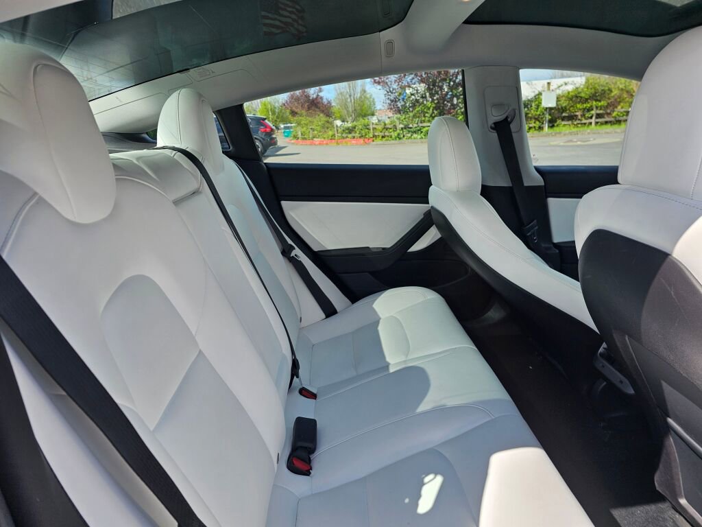 Used 2019 Tesla Model 3 Long Range image 15