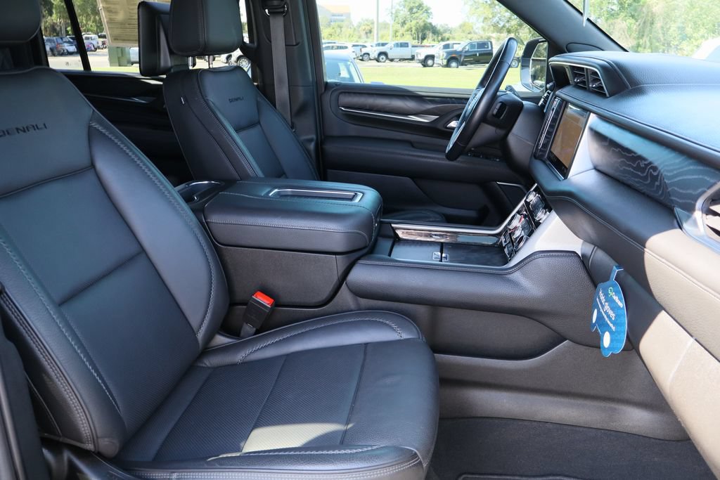 Certified 2021 GMC Yukon XL Denali w/ LPO, Illumination Package AWD/4WD image 34