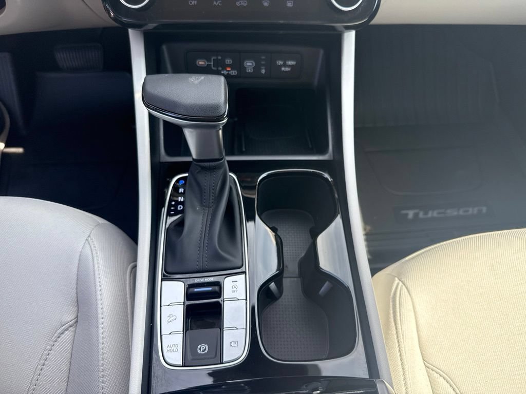 Used 2025 Hyundai Tucson SEL FWD image 18