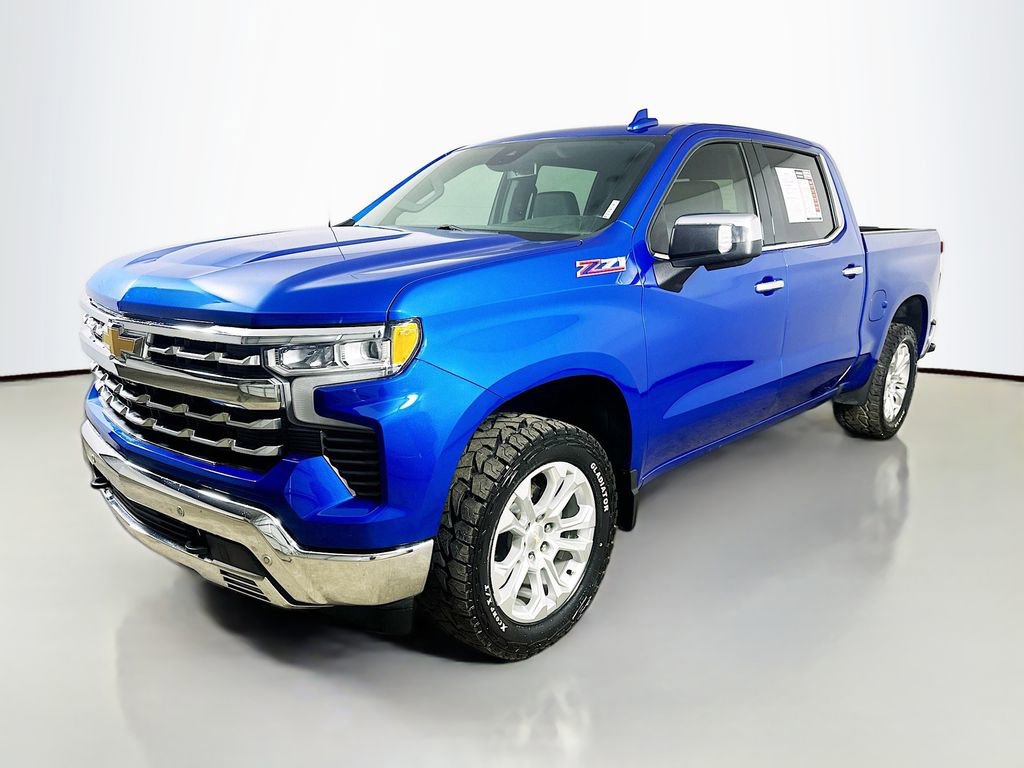 Used 2023 Chevrolet Silverado 1500 LTZ AWD/4WD video 3