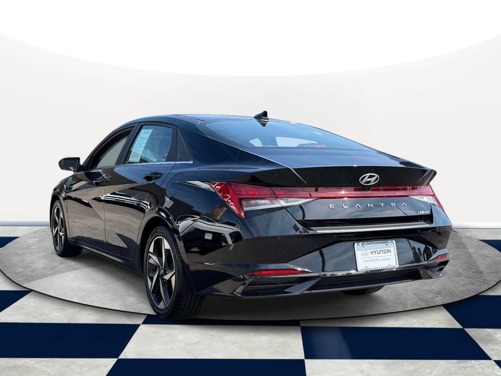 Certified 2023 Hyundai Elantra Limited FWD image 4