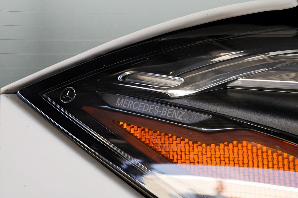 Used 2024 Mercedes-Benz CLE 300 4MATIC Cabriolet image 20