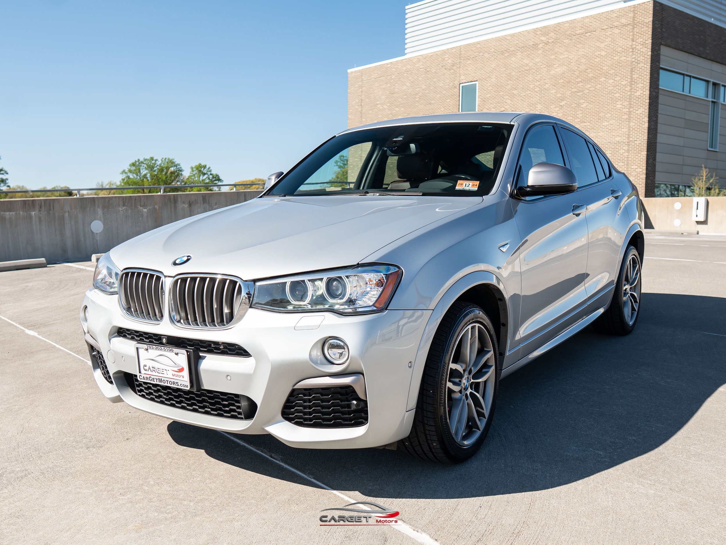 Used 2018 BMW X4 M40i w/ Driving Assistance Package AWD/4WD image 3