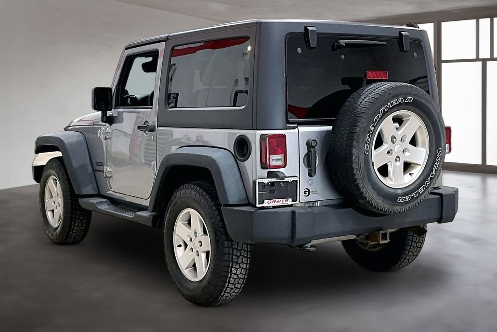 Used 2013 Jeep Wrangler Sport AWD/4WD image 14