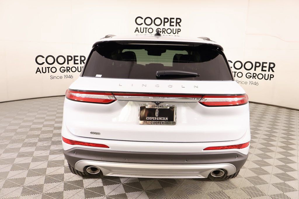 New 2026 Lincoln Corsair Premiere image 22